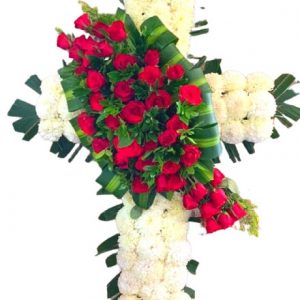 Arreglo Fúnebre En Cruz Con Hortensias